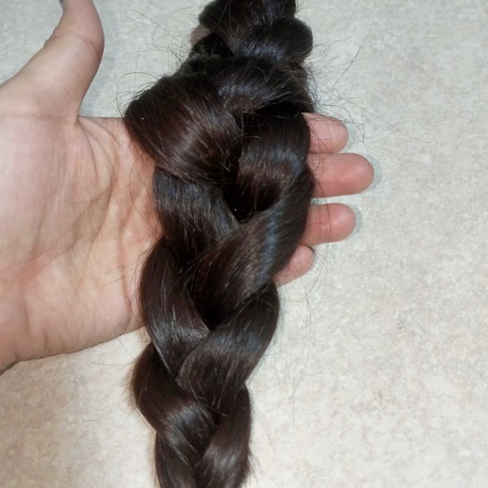 Натуральные неокрашенные волосы