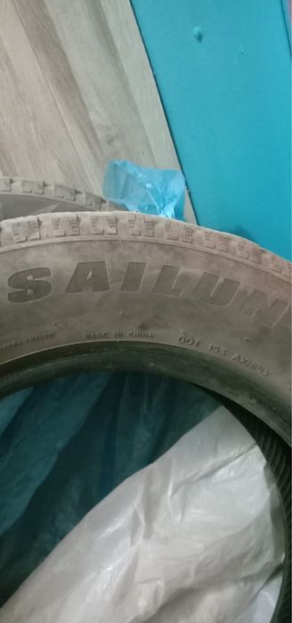 Продам зимние шины 2шт Сайлунг