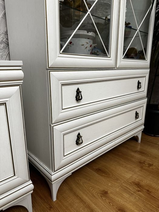 Сервант в гостиную. Тумба под ТВ