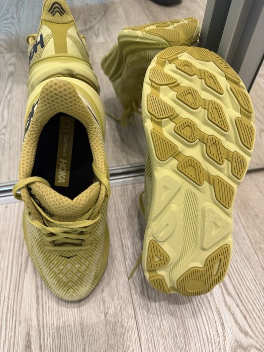 Hoka    clifton    9