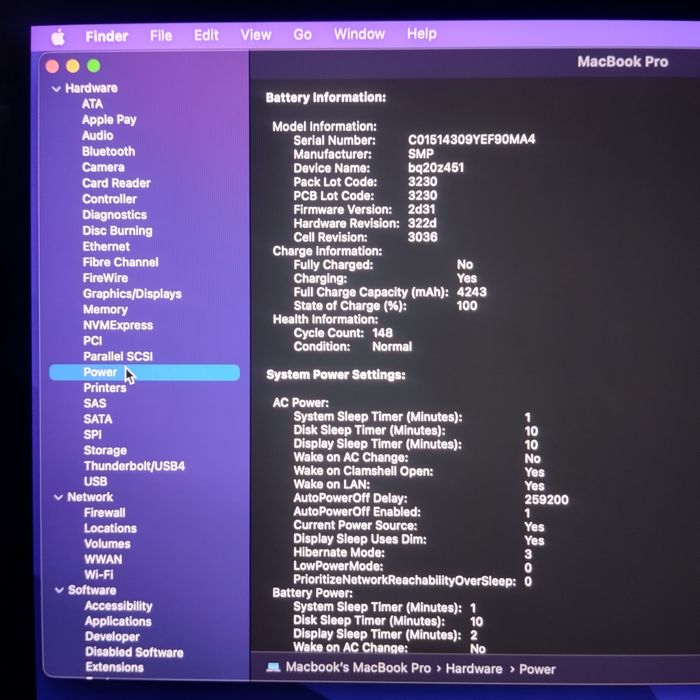 MacBook Pro 2017 | 8/256 |+touch bar
