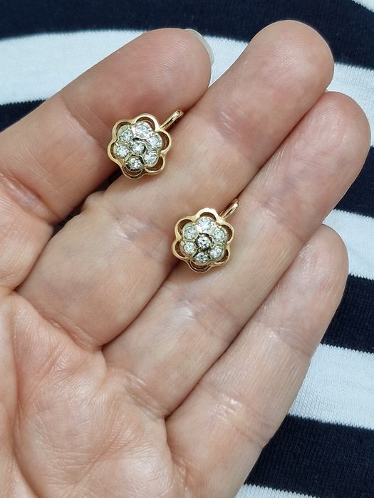 Серьги  союз  с якутскими бриллиантами