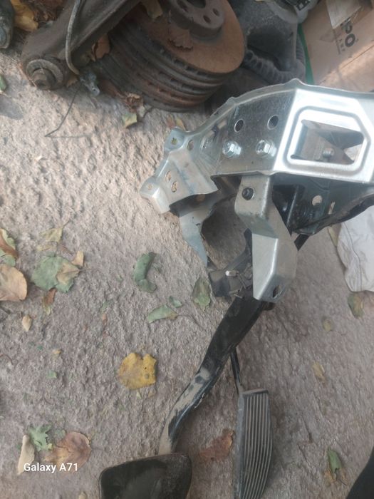 Запчасти на Опель Астра Джи