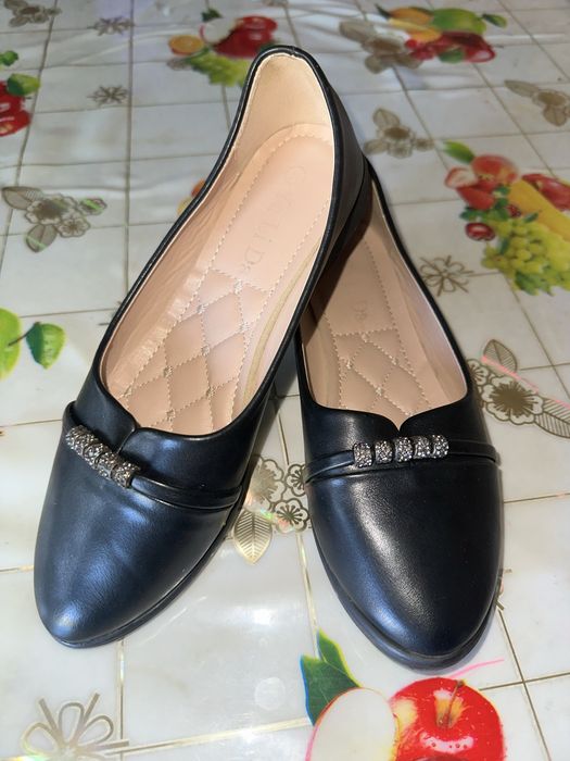 Балетки черные 37 р