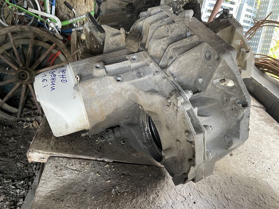 Скоростни кутий за  рено сценик /renault scenic 1.6 i