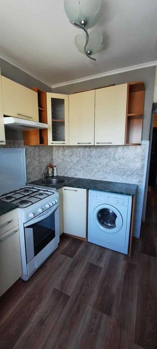 1к.32кв.4 этаж 1972г. район КСК