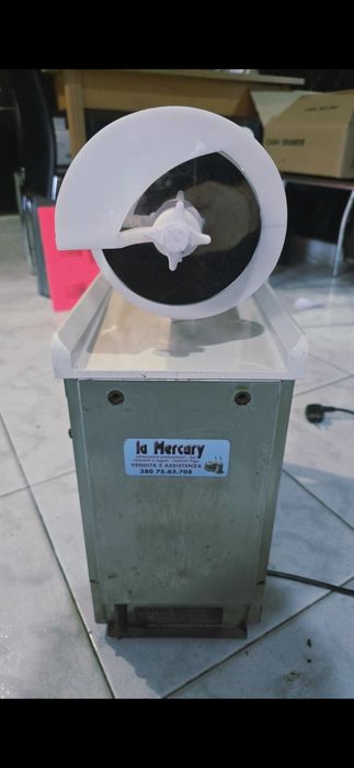 Машина за скрежина