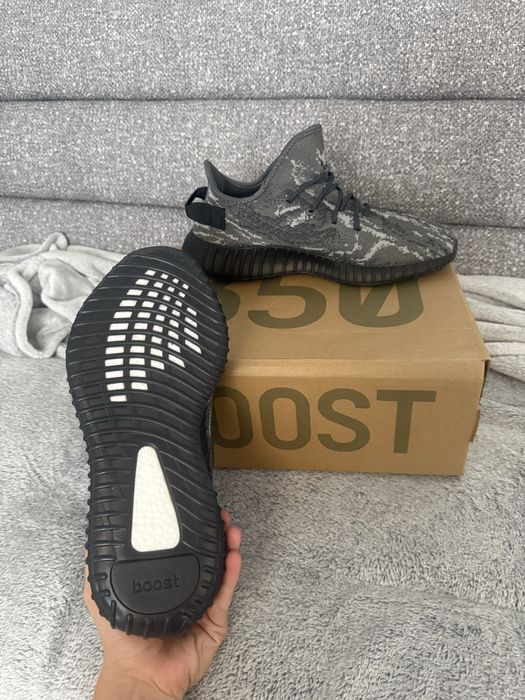 Adidas Yeezy Dark salt v2 40-43