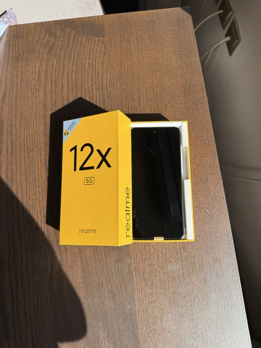 Realme 12x 5G – отличен/като нов