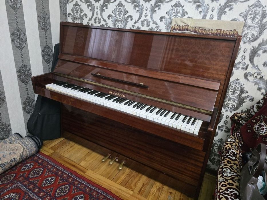 Продам срочно пианино