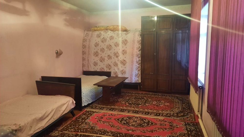 Srochna uchastka sotiladi