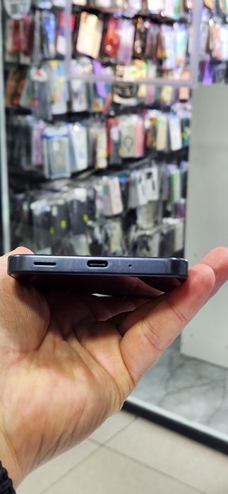 Telefon sotiladi samsung A16. Xolati yaxshi