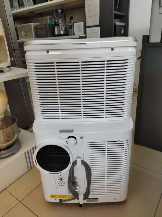 Мобилен климатик AEG