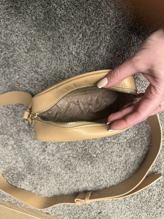 Patrizia Pepe бежова чанта