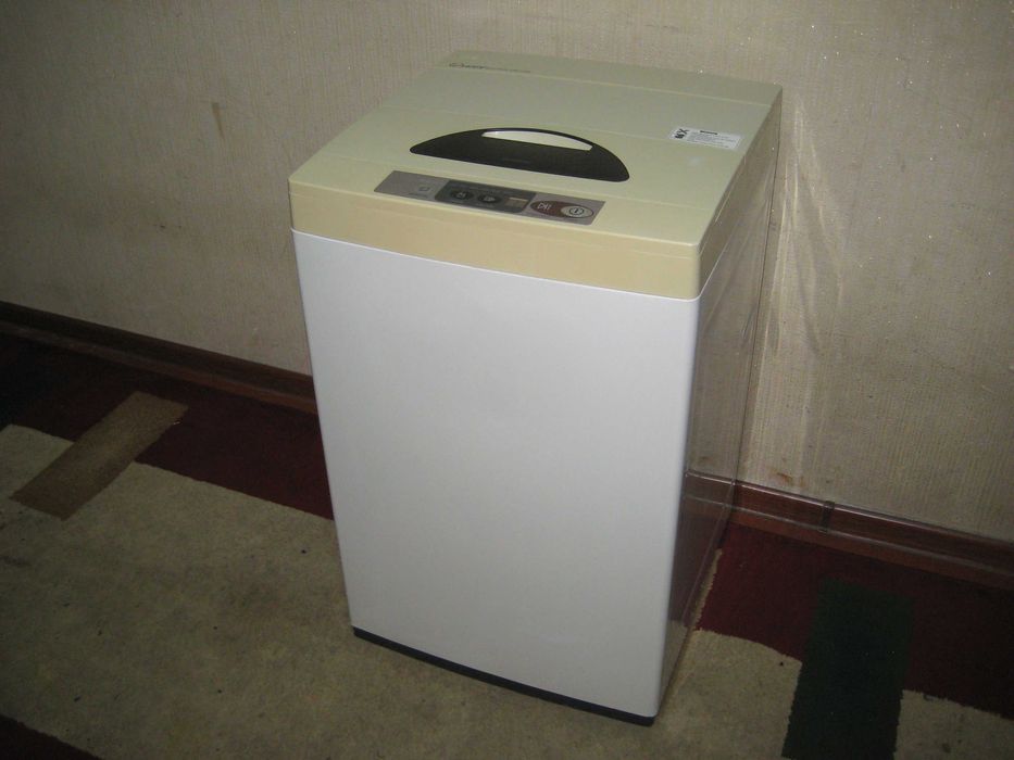 Стиральный машина SAMSUNG 6кг оригинал идеальном рабочим состоянии!