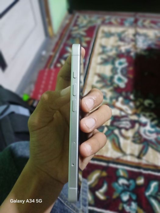 iPhone 16. holati yaxshi
