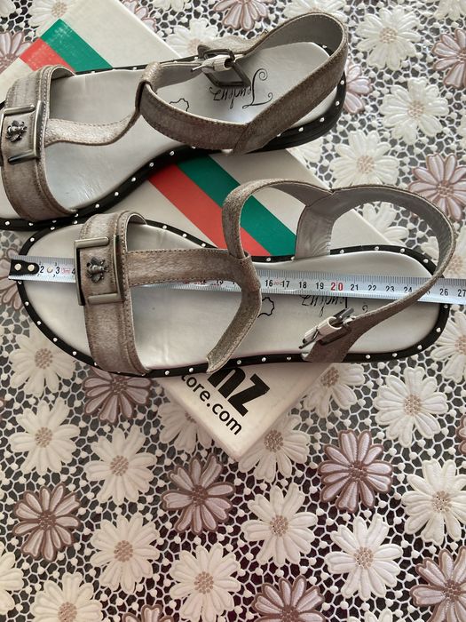 Сандали , естествена кожа ,39 номер