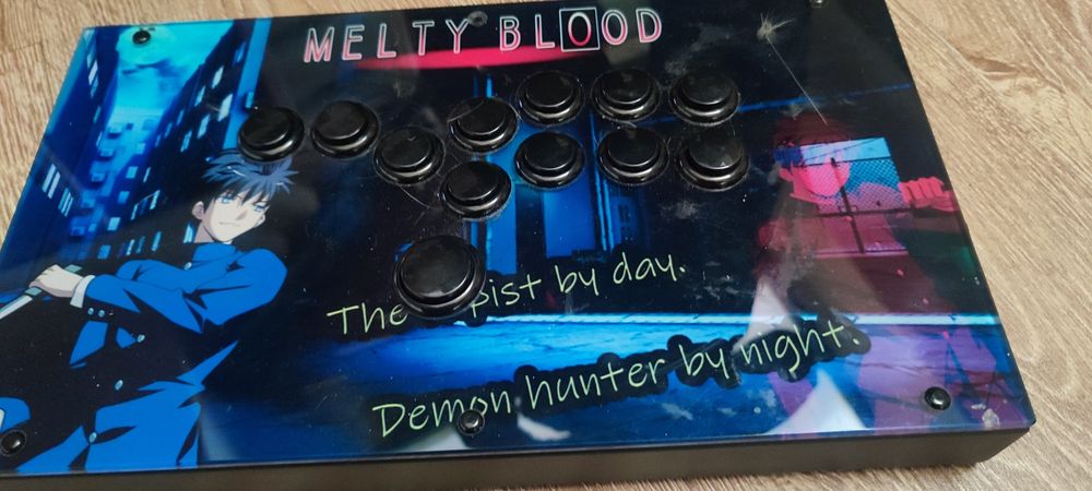 Контроллер с пользовательским дизайном посвищоным файтенгу Melty Blood