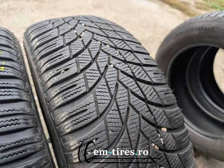 SET 2 Anvelope Iarna 215/60 R16 LASSA Snoways 4 99H