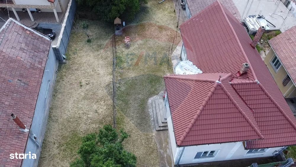 Casă cu teren generos în Ciugud cu 5 camere de vânzare