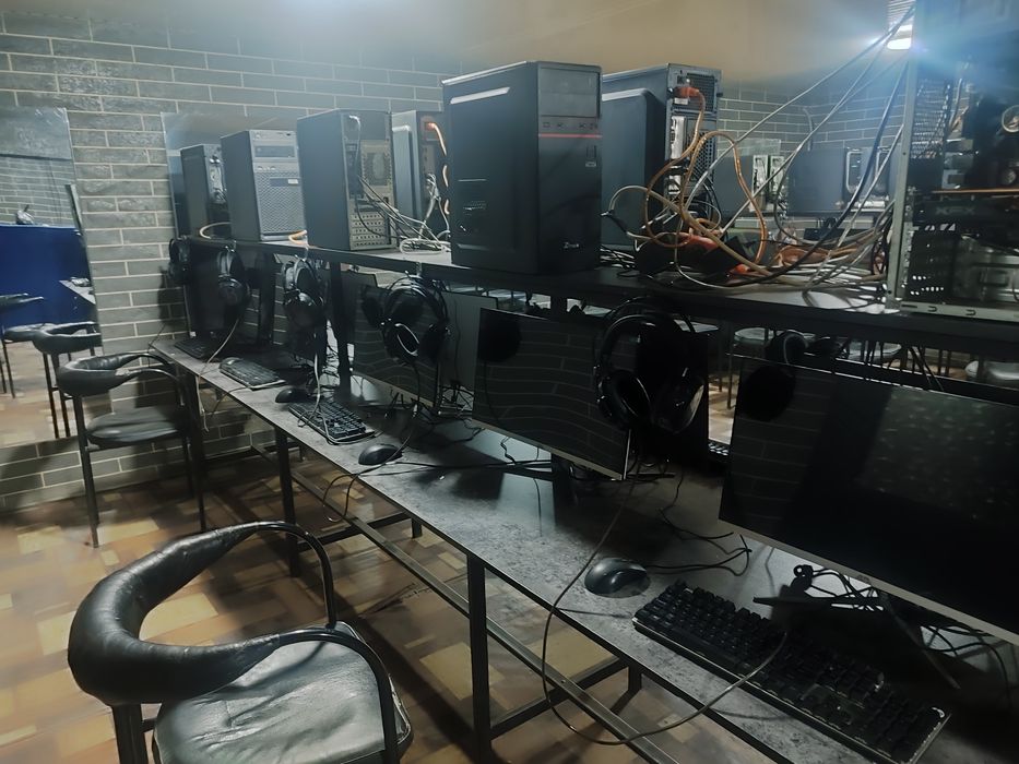 Кампиютерлар сотилади