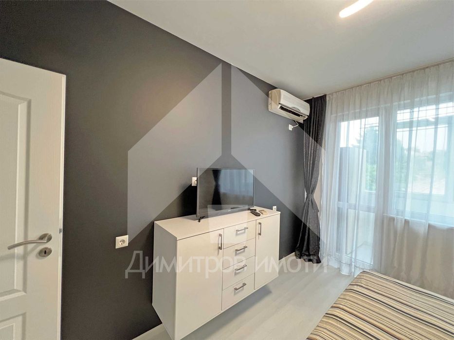 Продава се Тристаен апартамент в Нови пазар - 88 кв.м за 1103 €/кв.м - Снимка #9