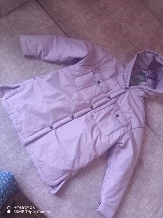 Продам женскую куртку