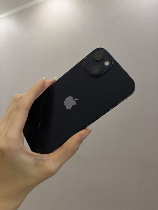 iPhone 13 черный 256 гб