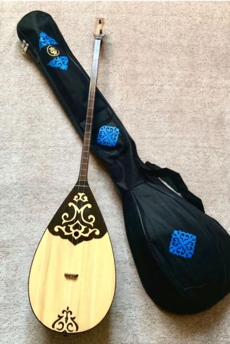 Домбра продается