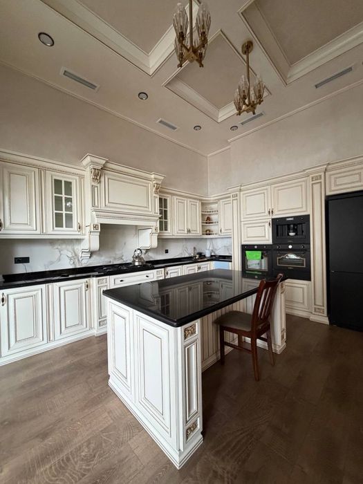 Алгоритм евро дом 9.3соток 1400кв.м 15комнат 4этаж с мебелью и технико