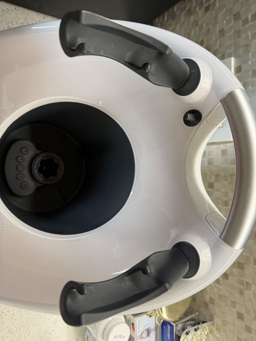 Thermomix TM6 foarte putin folosit