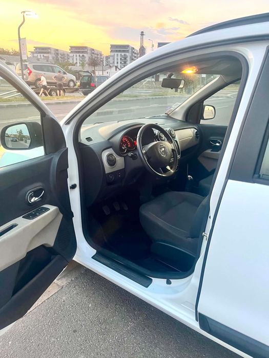 Dacia lodgy 2013
