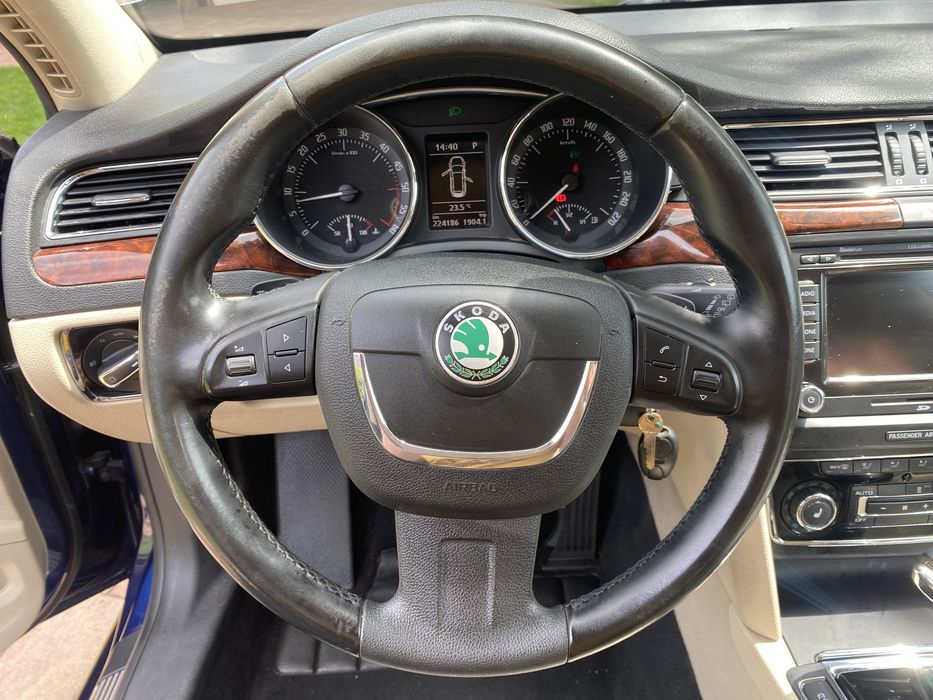 Skoda Superb Combi 2.0 TDI, 140 CP, automată, an fabricație 2010
