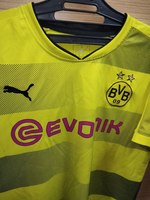 Футболен екип на Борусия Дортмунд