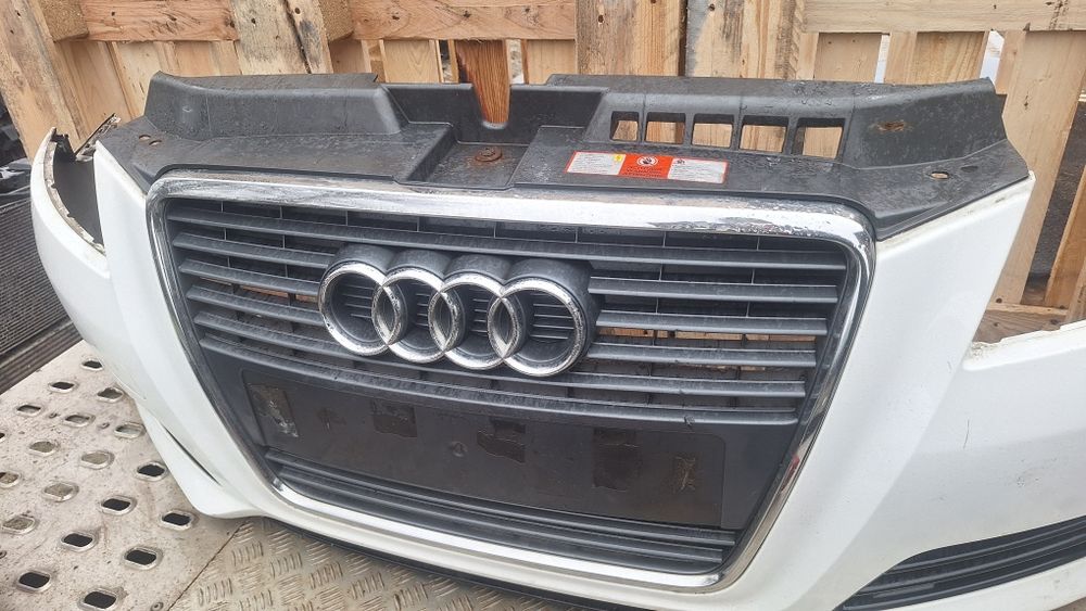 Bot complet audi a3 8 p facelift bara capota far tragar triple