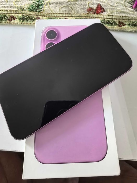 iPhone 16 pink 128