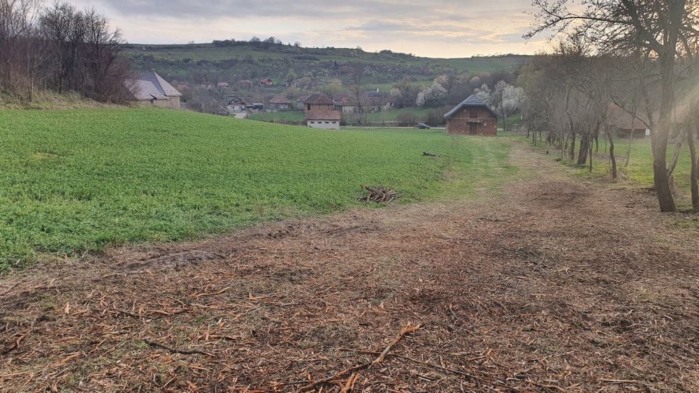 casa magazie hala 25 km de Zalău