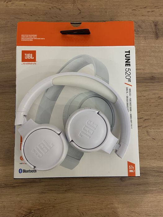 Наушник JBL 520BT