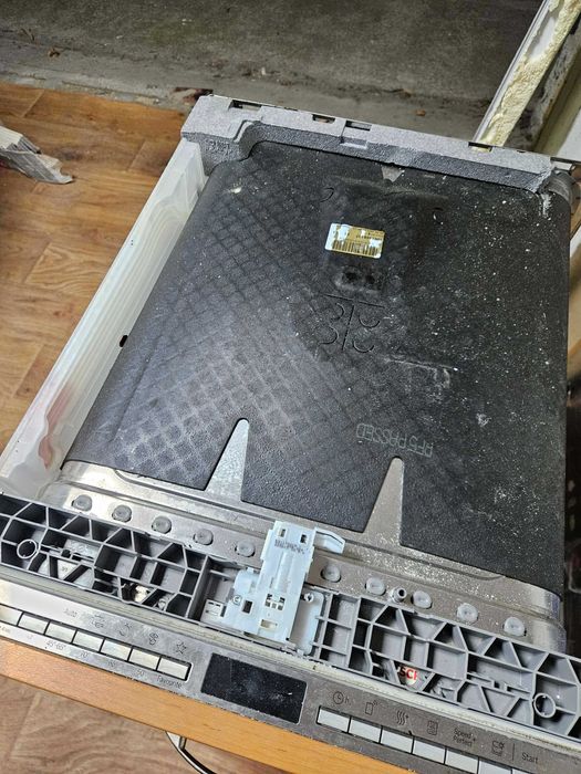 Съдомиялна Bosch