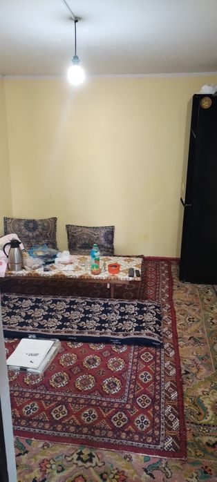 г. Чирчик. Быв. Общижитие. 1комнатная кв. 11500 у.е