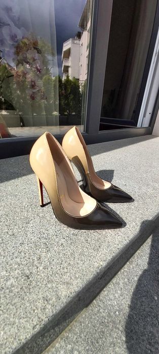 Дамски елегантни обувки CASADEI и CRISTIAN LABOTEN