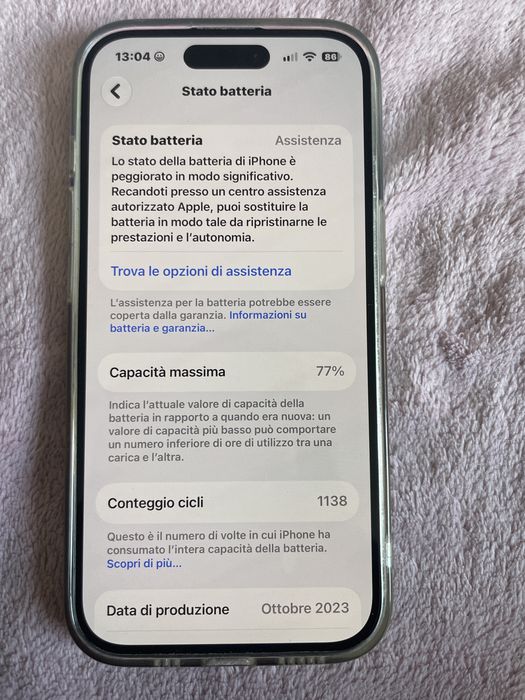 Vand iphone 15 128 gb stare baterie 77%