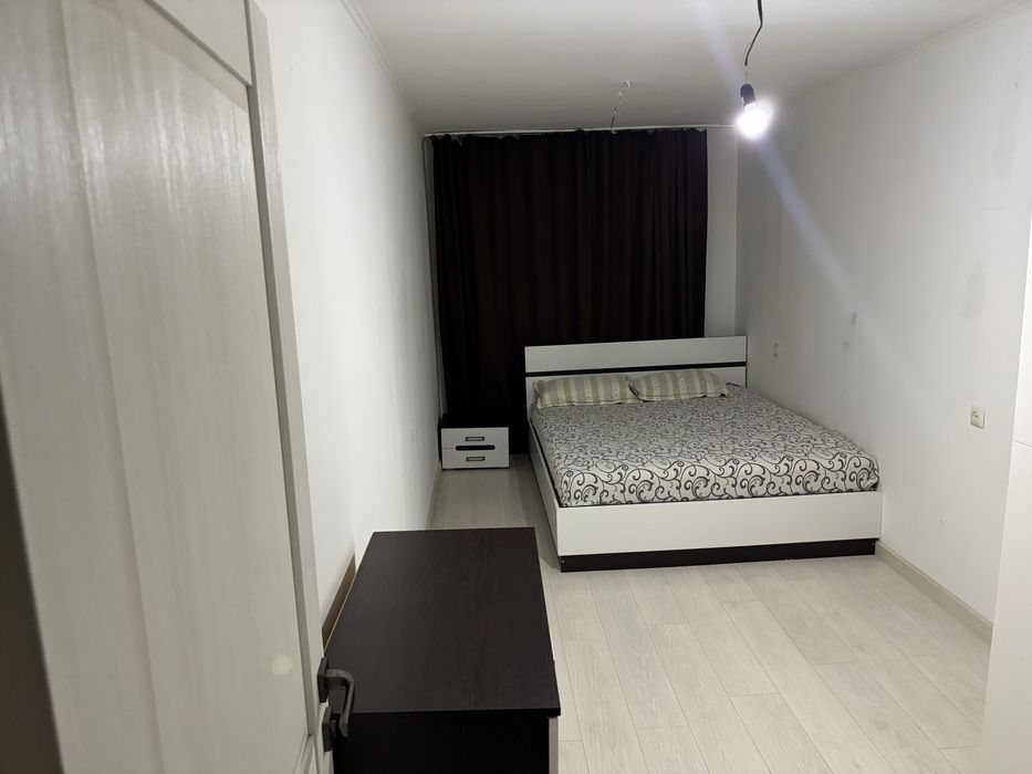 Авангард 3 мкр 2-комн  15000 посуточно