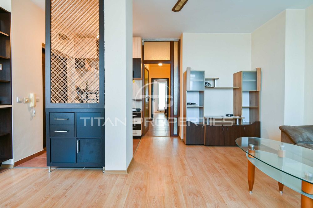 Продава се Двустаен апартамент в София, Люлин 6 - 79 кв.м за 1975 €/кв.м - Снимка #2