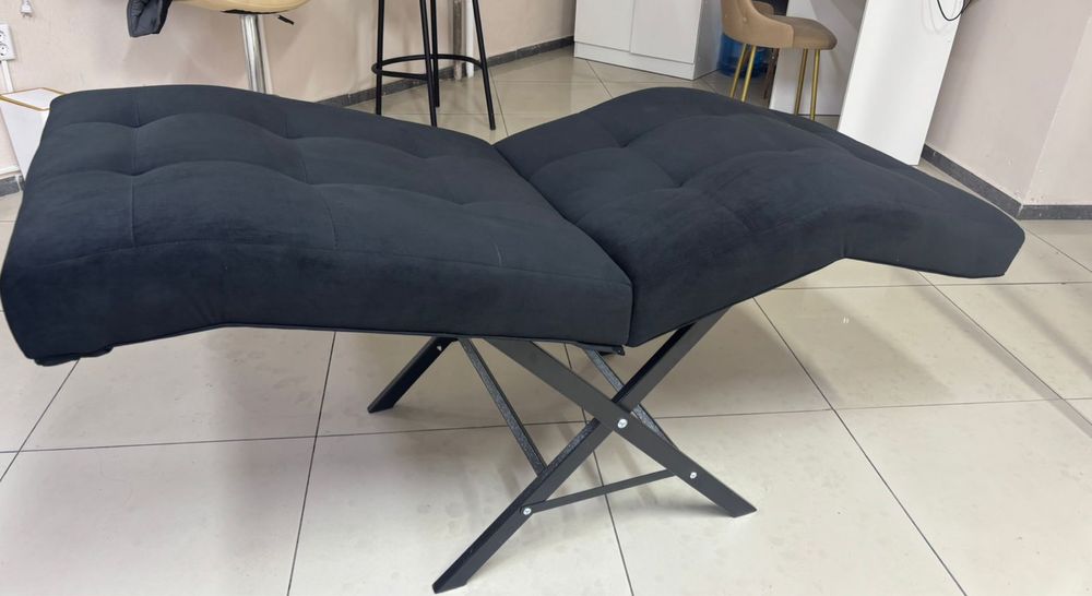 Абсолютно новая, использовалась всего 2 недели.