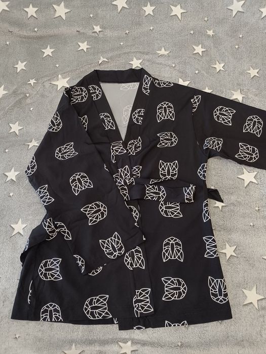 Продам костюм размер S