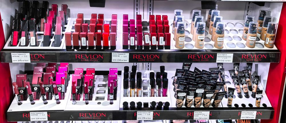 Декоративна козметика Revlon