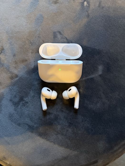 Airpods pro 2 generatia a 2 a plus husa guess cadou