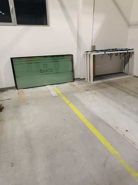 Tâmplărie aluminiu