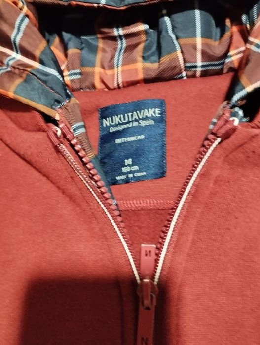 Три броя  детски суичъри